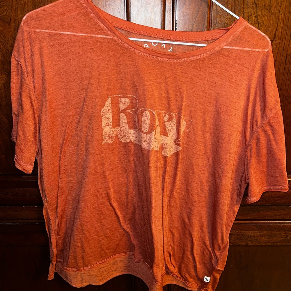 Rvca & Roxy tee bundle - Picture 4 of 5